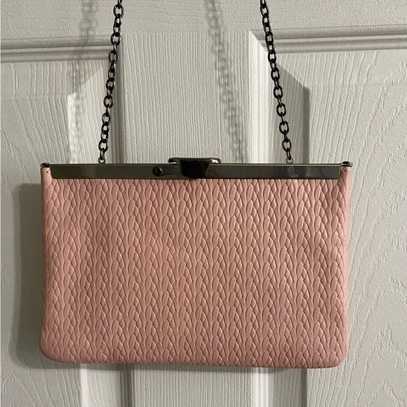 Patricia Nash Bags Patricia Nash Pink Asher Twisted Frame Clutch - Picture 3 of 13